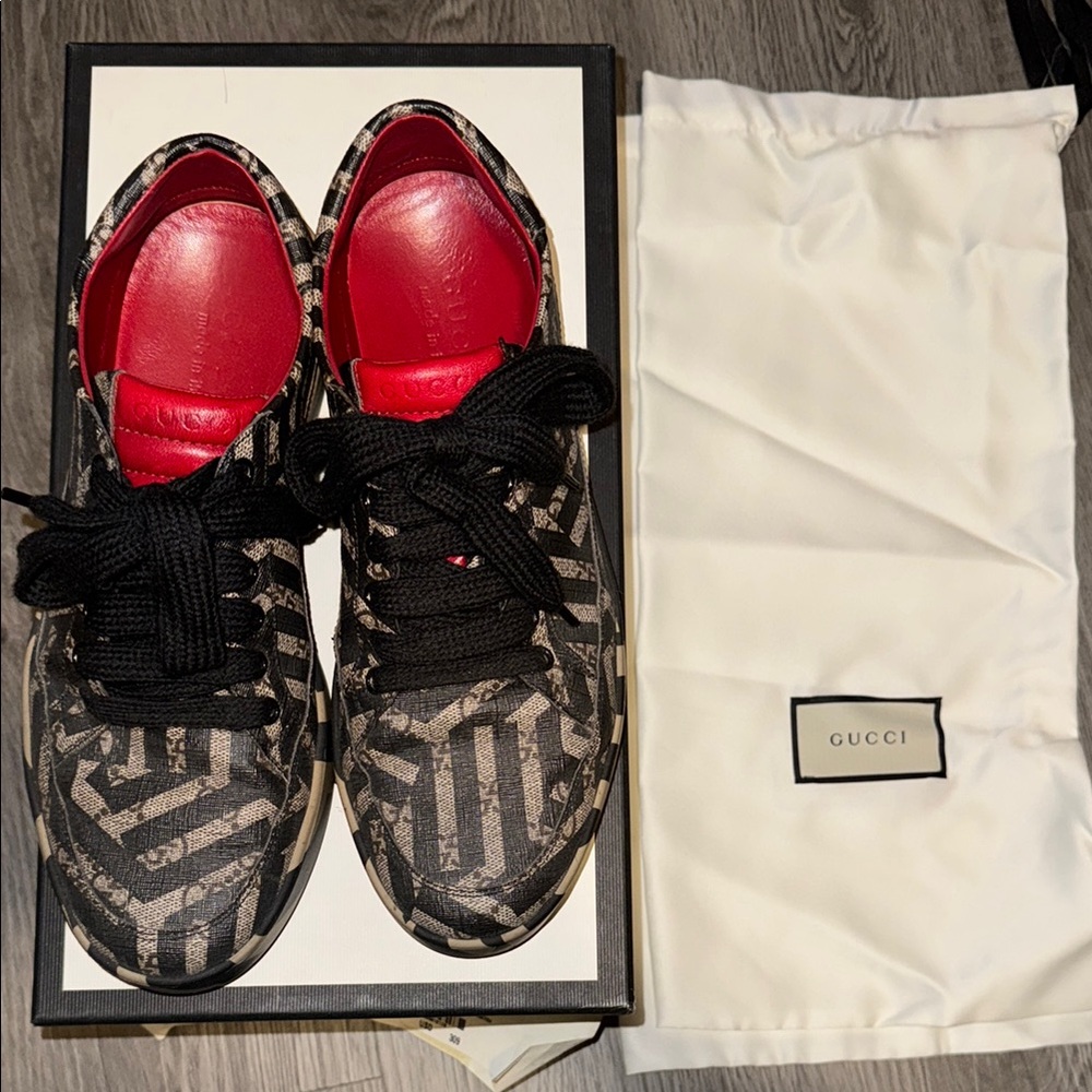 Patterned Black & Beige Low-Top Sneakers with Red Interior - Picture 5 of 5